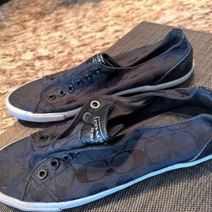 Women’s black Canvas no lace sneakers. Local pick up. Baltimore Maryland 21216